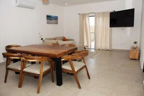 Dining - Sunset #105 Condominium - HD4 (Cabo San Lucas)