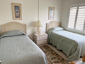 2 bedrooms, bed sheets