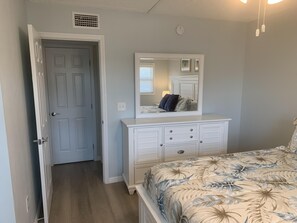 1 quarto, roupa de cama