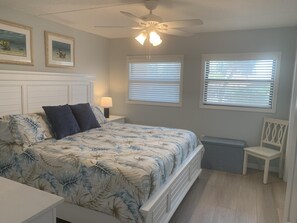 1 bedroom, bed sheets
