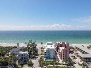 Exterior - The Palms – 3BR Gulffront, Sand & Sunsets (Englewood)