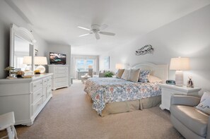3 Schlafzimmer, Schreibtisch, Bettwäsche