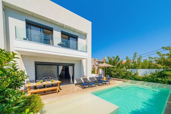 Pool - Villa Thalassa Ixia by Villa Plus (Ialysos)