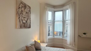1 bedroom, free WiFi, bed sheets - Cosy Studio Apartment - Leeds City Centre (Leeds)