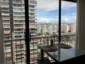 Interior - CB12-Small one bedroom on the beach (Carolina)
