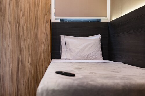 Private rooms in an old house in Roma Norte