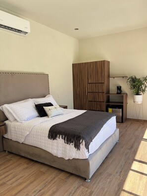 Standard Suite, Garden View | Free WiFi - ISIS HOTEL BOUTIQUE (Parras)