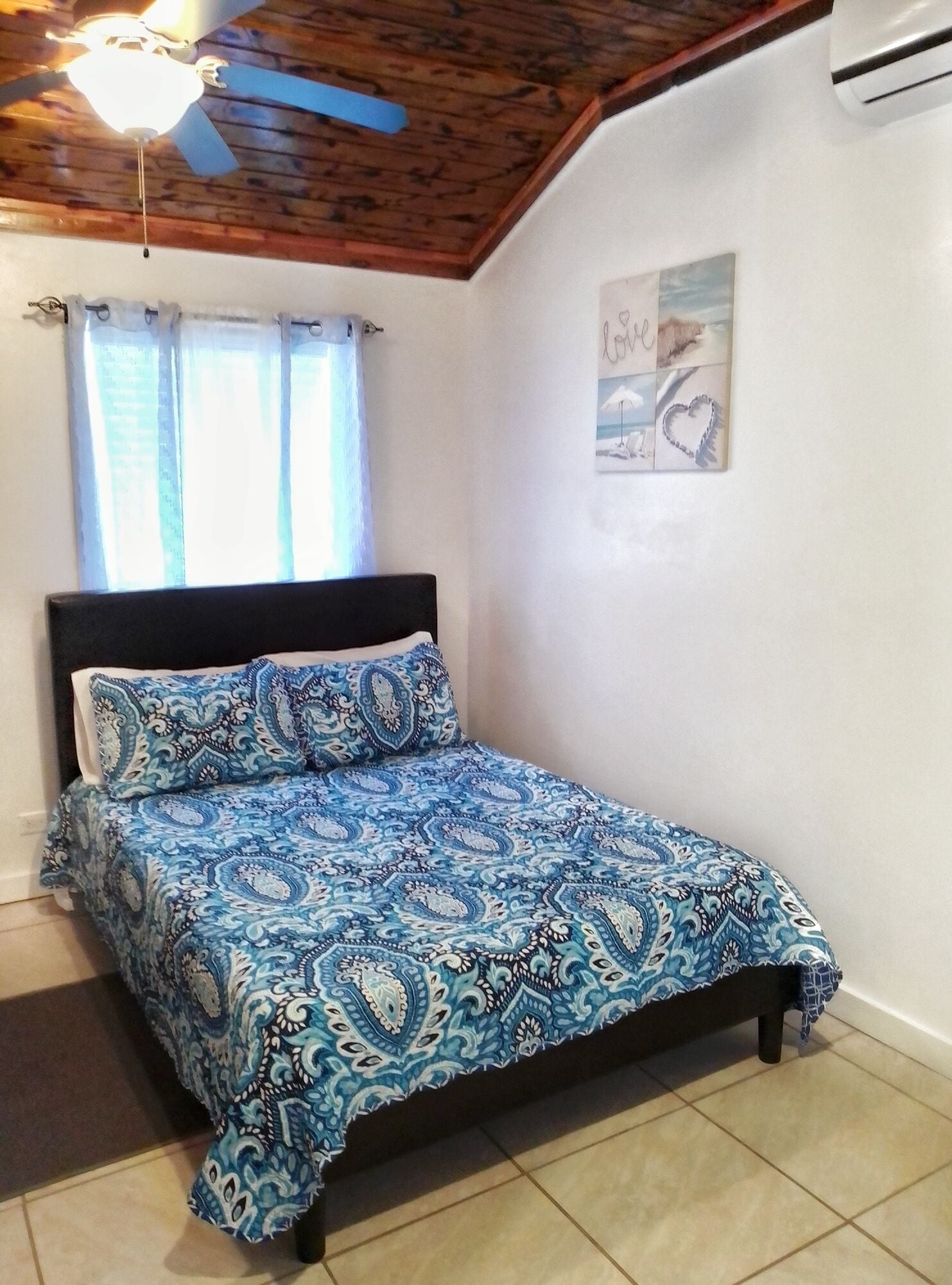 1 多间卧室、熨斗/熨衣板、免费 WiFi、床单