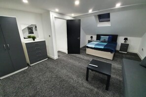 3 soverom, wi-fi (inkludert) og sengetøy