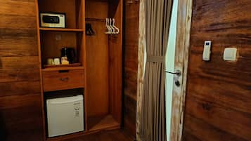 Matelas Select Comfort, minibar, coffres-forts dans les chambres