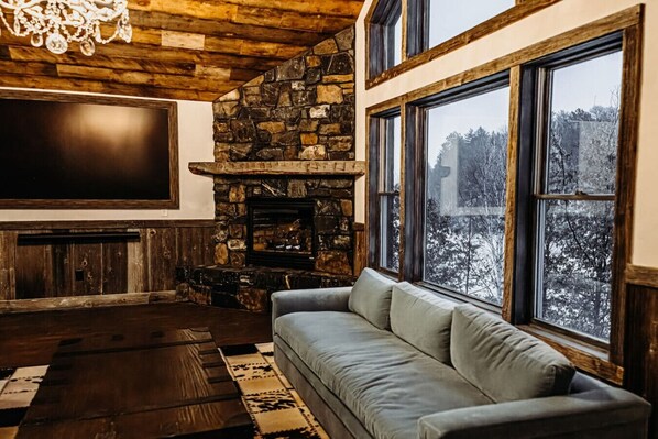 テレビ、ステレオ