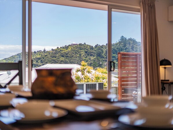 Interior - Greenhills Charmer - Coromandel Town Holiday Home (Coromandel)