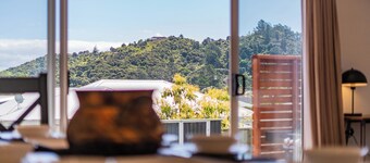 Greenhills Charmer - Coromandel Town Holiday Home