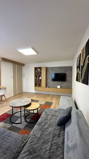 TV