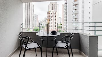 高級開放式客房 | 陽台