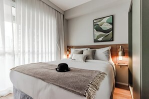 Standard Studio | Hypo-allergenic bedding, desk, laptop workspace, free WiFi - Charlie Mode Perdizes (São Paulo)