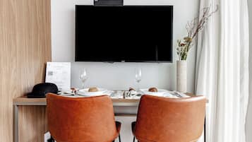 標準開放式客房 | 私人廚房 | 微波爐、爐具、特濃咖啡機、廚房用具/餐具/器皿