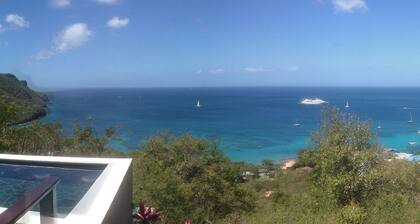 Tranquil 3-bedroom house in Bequia, SVG with AC, WiFi. Enjoy a peaceful getaway