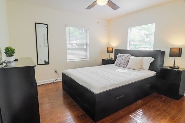 2 bedrooms, iron/ironing board, free WiFi, bed sheets