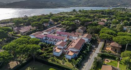 Residence in Giannella with 1 bedrooms sleeps 5