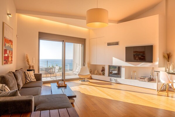 4 bedrooms, desk - Seaview Serenity Villa (Hersonissos)