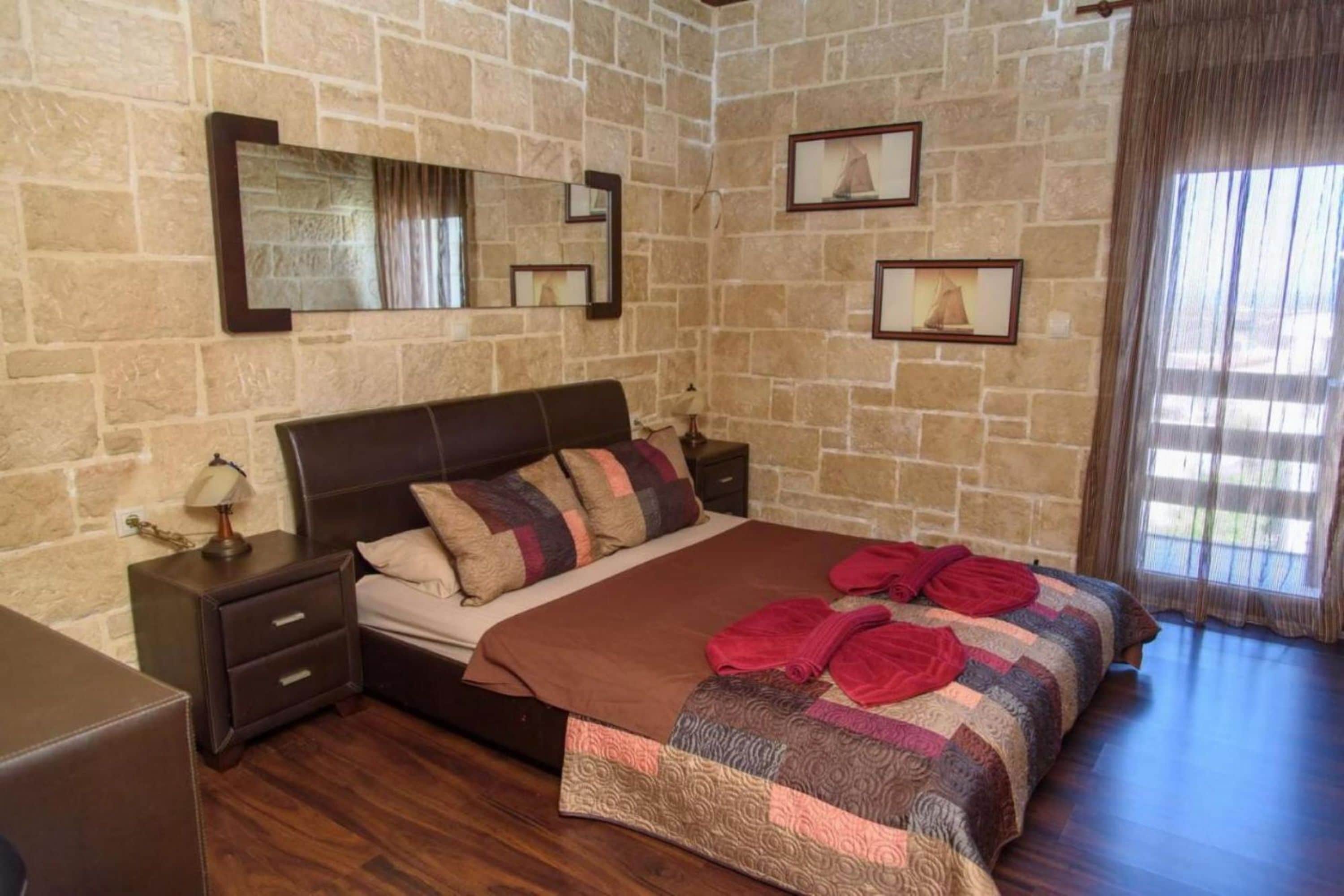 4 habitaciones y acceso a internet 