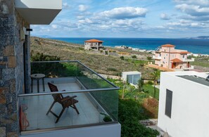 Vila | 4 quartos, escrivaninha, quartos à prova de som