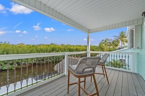 Property grounds - Pool Home in Venetian Shores (Islamorada)