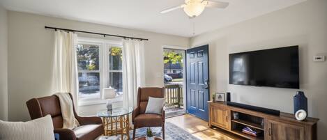 スマートテレビ、ステレオ