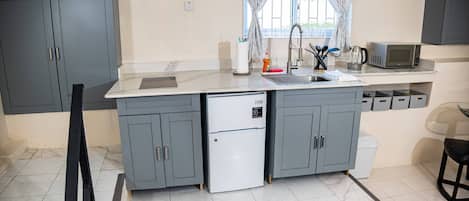 Microwave, stovetop