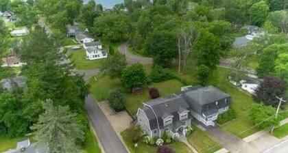 Bemus-HOT TUB-Fire Pit-Pets OK-1 Block to Lake