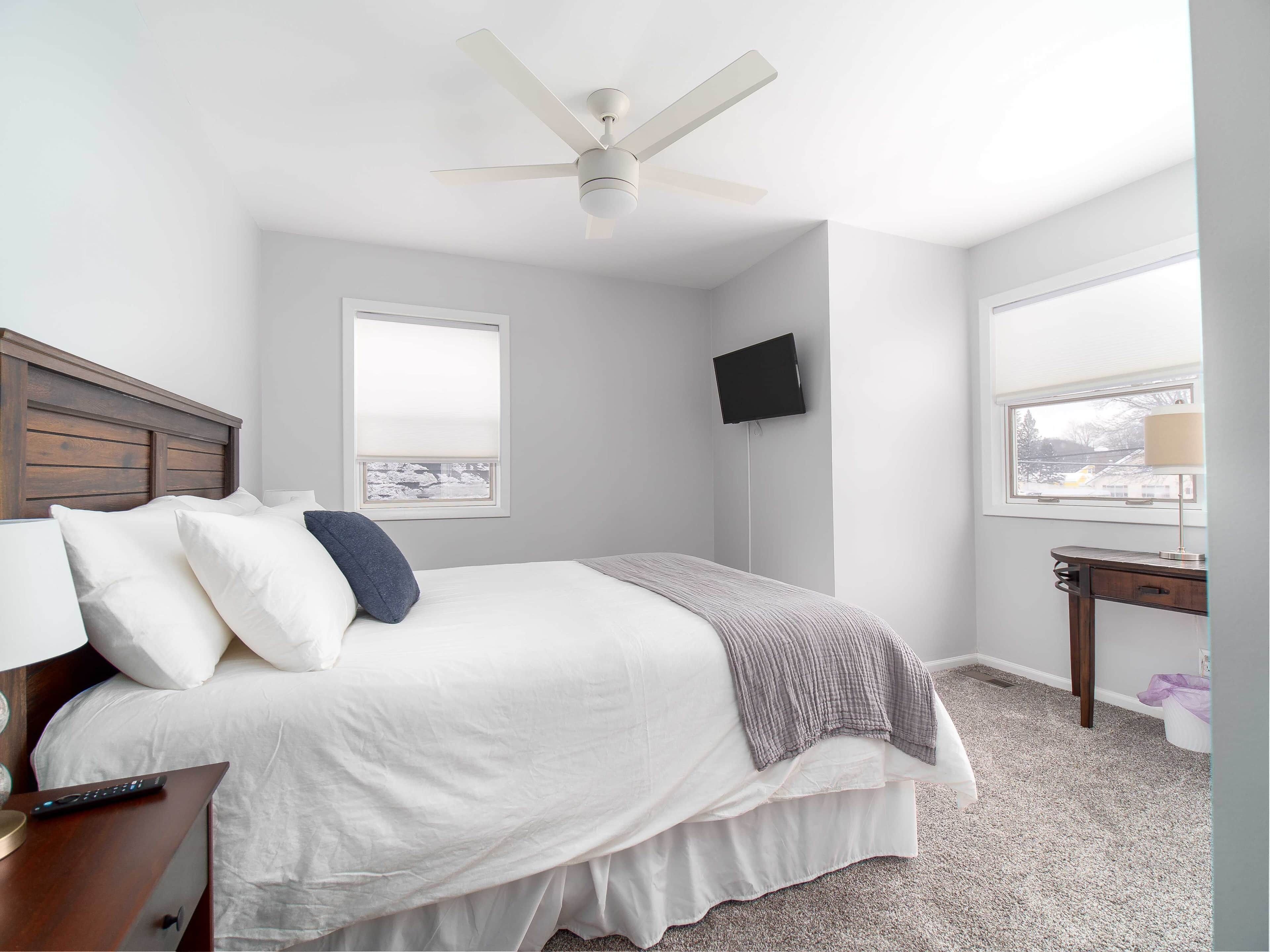 4 makuuhuonetta, silitysrauta/-lauta, vauvan matkasänky, ilmainen Wi-Fi