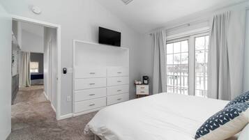 4 chambres, fer et planche à repasser, accès au Wi-Fi (inclus)