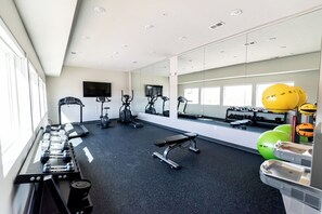 Fitness facility - Luxury 1-bedroom flat in enjoyable Alliance with fitness room. (Alliance)