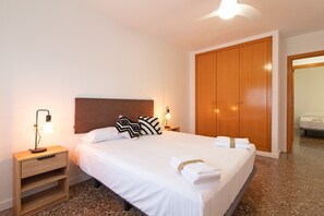 2 habitaciones, tabla de planchar con plancha y wifi gratis 