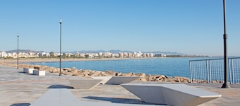 Global Properties: Apartment in Puerto de Sagunto