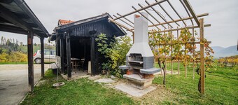 Two Bedroom Apartment Trta with Hot Tub