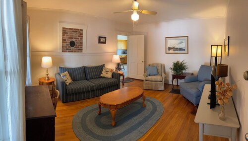 The Porthole - Seaside Suite on Popham Beach!