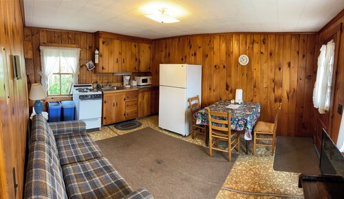 Beach Plum Cottage - on Popham Beach!