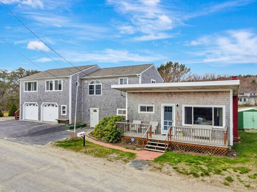 Fred Cottage - Spacious retreat on Popham Beach!