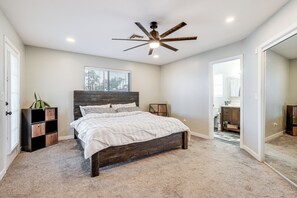 3 chambres, bureau, Wi-Fi, draps fournis