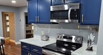 "Misty Blue"-Newly Renovated home in Blytheville