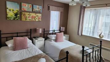 Iron/ironing board, free WiFi