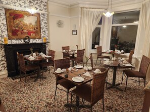 Dagelijks à la carte ontbijt inbegrepen