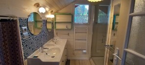 Hair dryer, towels, soap, toilet paper