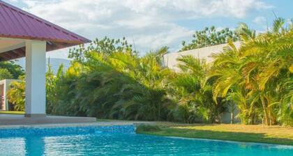 Villa Mercedes · Pool + Mountain Views | Ocoa Bay