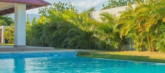 Villa Mercedes · Pool + Mountain Views | Ocoa Bay