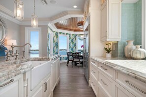 Fridge, microwave, oven, stovetop - Best of both worlds! Luxury 6000+ sq ft Bay front home also next to Beach (Bradenton Beach)
