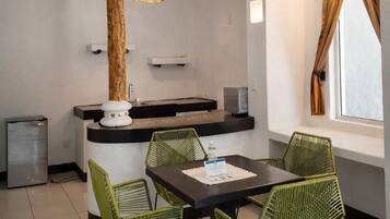 Junior-huvila | Ilmainen Wi-Fi, vuodevaatteet