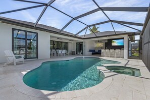 A heated pool - Heated Pool | Hot Tub | Game Room | Gulf Access (Cape Coral)